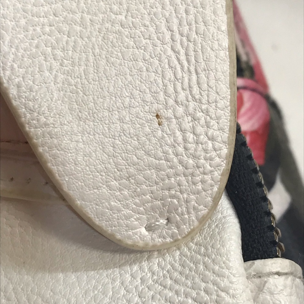 Betsey Johnson small dog backpack - Picture 10 of 11